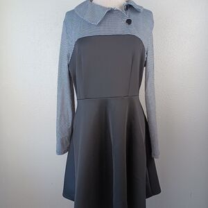 EUC Unbranded Women's Black and White Midi Dress Size XL